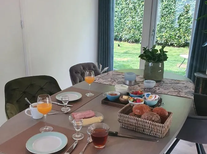 En Het Atelier Bed and Breakfast