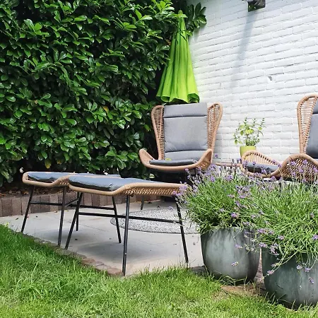 En Het Atelier Bed & Breakfast